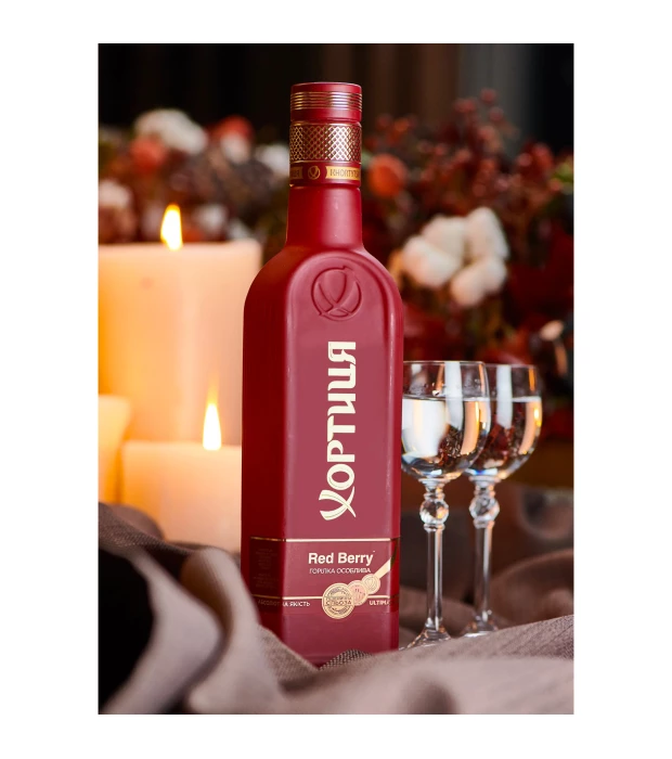 Горілка Хортиця Red Berry 0,5л 40% купити