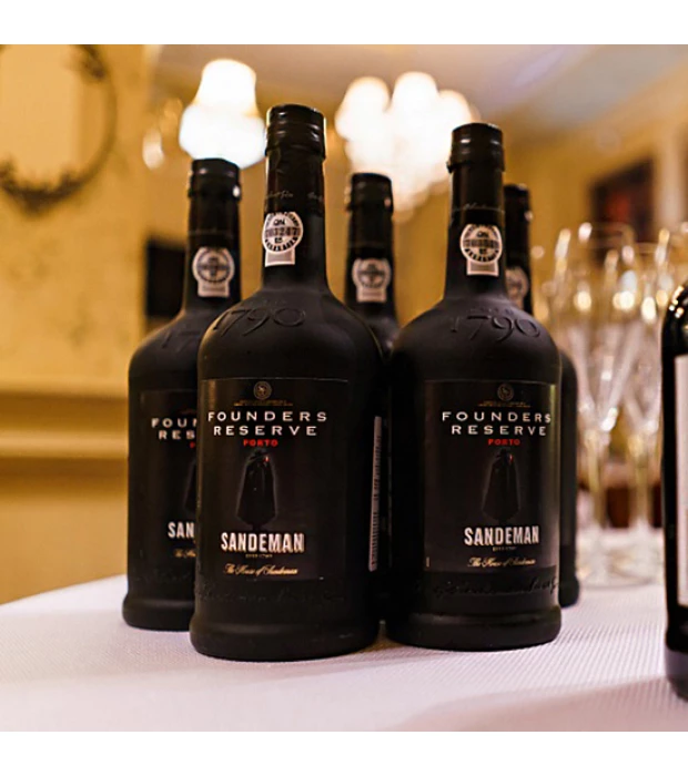 Портвейн Sandeman Porto Founders Reserve крепленный красный 0,75л 20% купить