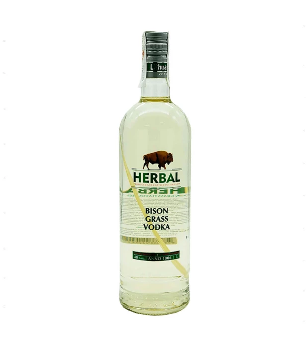 Напиток крепкий на основе водки и настойки Зубровки Herbal Bison Grass Vodka 1л 40%