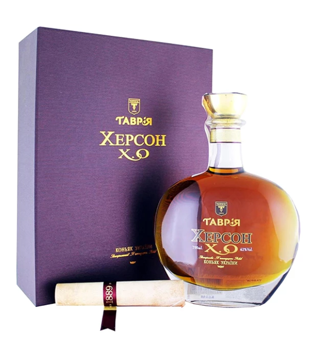 Бренди Tavria Херсон XO 15 лет выдержки в сувенирной коробке 0,7 л 42%