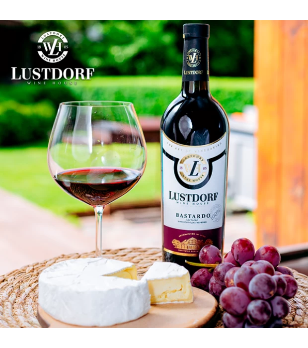 Вино Lustdorf Bastardo червоне напівсолодке 0,75л 9-13 % купити