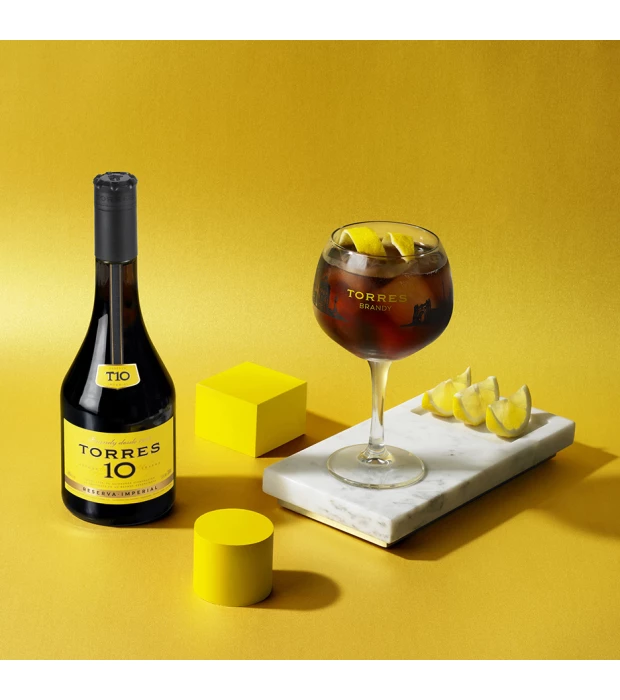 Бренди Torres 10 Gran Reserva 0,7 л 38% +1 стакан в Украине