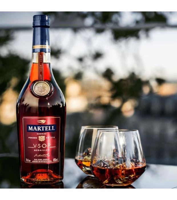Коньяк Martell VSOP 0,35л 40% в коробке в Украине