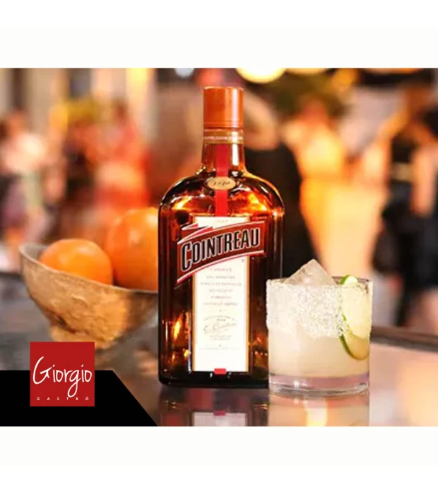 Ликер Cointreau 1л 40% в Украине